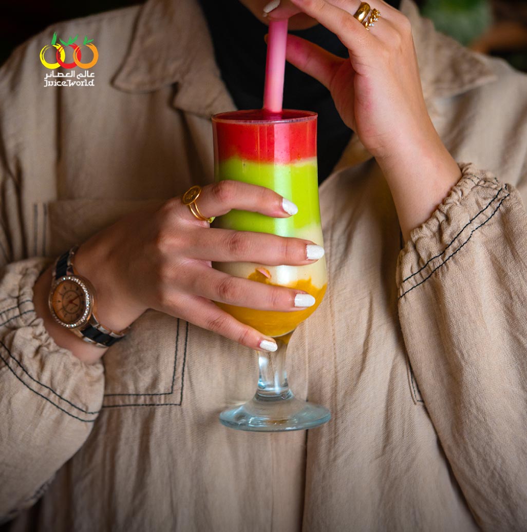 film-still_Watch-Me_06-min